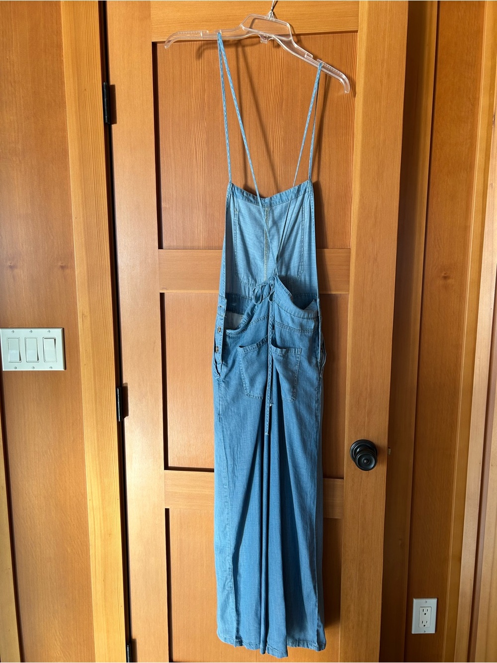 NEW w/ tags!
Blu Pepper Light Blue Wide-Leg Denim Jumpsuit with Spaghetti Straps - Picture 6 of 6